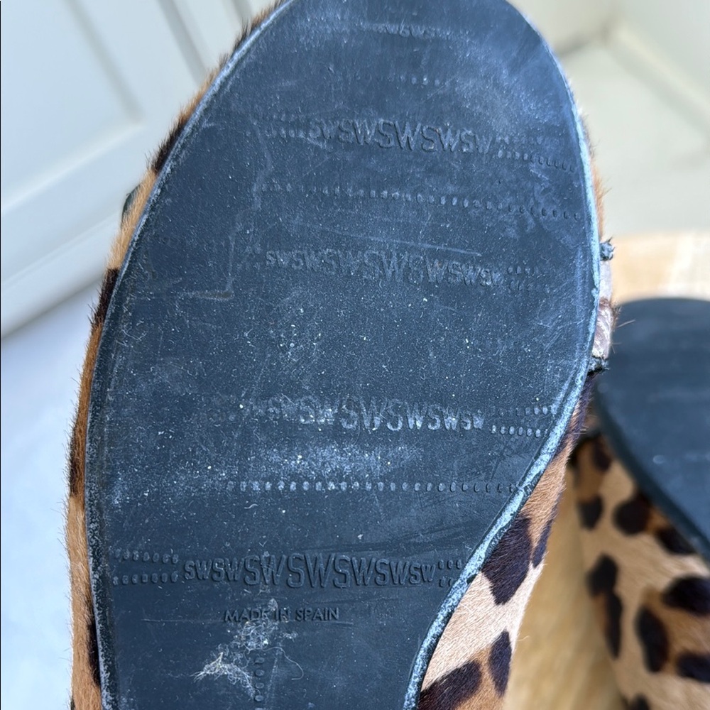 Stuart Weitzman Leopard Print Women's Flats with Buckle - Picture 7 of 8